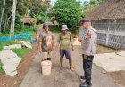 Dukung Asta Cita Presiden RI, Polsek Kawali Ajak Warga Naggela Buat Pekarangan Rumah Jadi Produktif