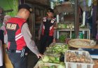 Jaga Stabilitas Harga di Pasaran, Polres Ciamis Awasi Bahan Pokok di Pasar Imbanagara Raya