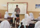 Polsek Sukadana Perkuat Pembinaan Pelajar, Bhabinkamtibmas Beri Edukasi Pencegahan Kenakalan Remaja di SMPN 1 Sukadana