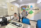 Personel Seksi Profesi dan Pengamanan (Sipropam) Polres Ciamis melaksanakan kegiatan pengawasan terhadap pelayanan publik di Polres Ciamis pada Kamis, 11 Desember 2025