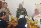 Polsek Sukadana Polres Ciamis Awasi Distribusi Bantuan Pangan ke Warga Sukadana