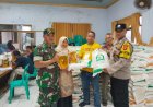 Polsek Kawali Polres Ciamis Awasi Distribusi Bantuan Pangan ke Warga Rawa