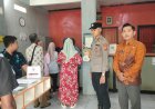 Polsek Sukadana Kawal Penyaluran BLT Triwulan III, Polri Pastikan Bantuan Tepat Sasaran dan Kondusif