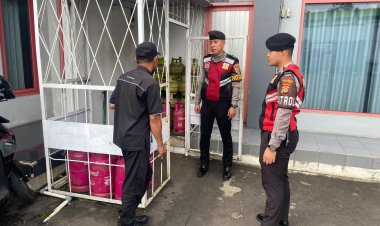 Humanis, Pasukan Patroli Roda 4 Polres Ciamis Datangi Obvit SPBU Nagrak Ciamis