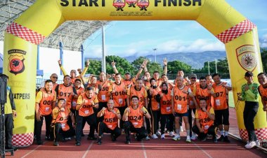 Ditengah Padatnya Persiapan Nataru, Kapolda Jabar Pimpin  Kesamaptaan Jasmani di Stadion Sport Jabar Arcamanik Bandung