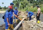 Tim SAR Korpolairud BKO Polda Jabar Bangun Jembatan Sementara di Padang Pariaman, Akses Warga Patamuan Kembali Terhubung