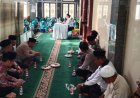 Polsek Kawali Polres Ciamis Hadiri Pengajian Rutin Bulanan di Masjid At Taqwa Kawali