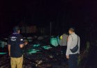 Polsek Kawali Polres Ciamis Datangi TKP Kebakaran Rumah di Karangpawitan Kawali