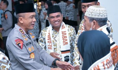 Kapolda Jabar Pimpin Pelepasan Jamaah Umrah Masjid Al-Amman